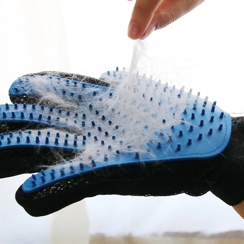 2-in-1 Pet Grooming Glove - Deshedding Brush and Massage Tool - Gentle Hair Remover and Cleaner for Cats and Dogs - Bath Time Companion